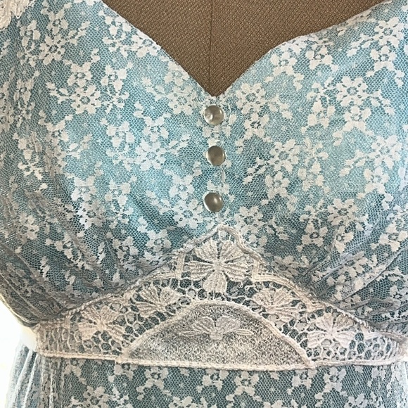 Vintage beautiful dress - Picture 4 of 12